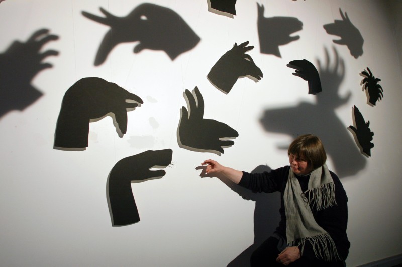 Mare Hundi juubelinäitus „Mängult või päriselt?“ Kunstnik Mare Hunt